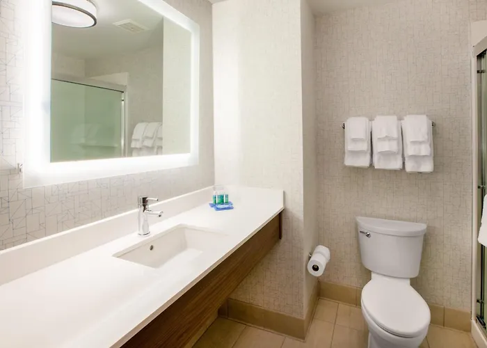 Express & - East - Bradley By Ihg 3* Bourbonnais
