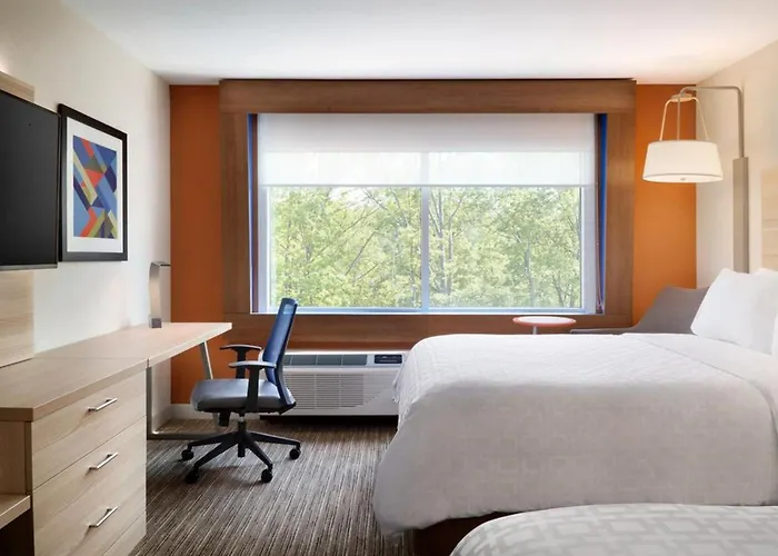 Express & - East - Bradley By Ihg