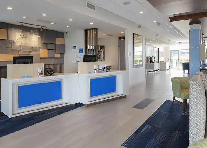 Express & - East - Bradley By Ihg