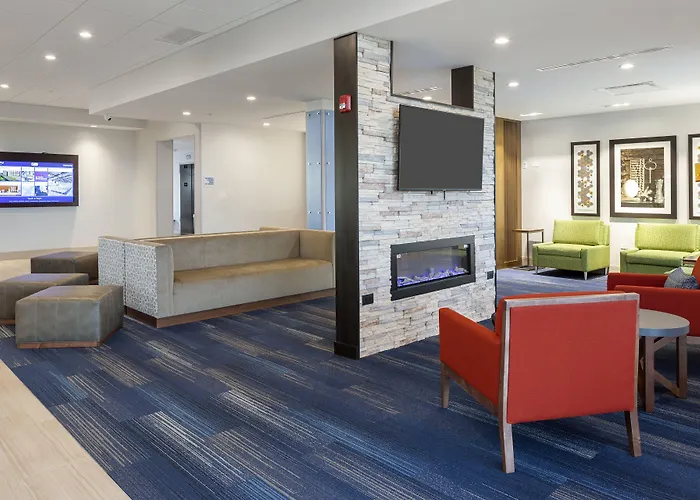 Отель Express & - East - Bradley By Ihg Bourbonnais