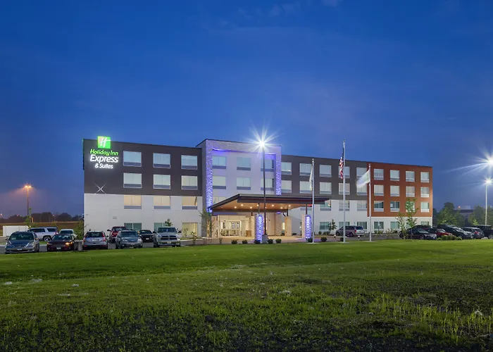 Express & - East - Bradley By Ihg Отель 3*