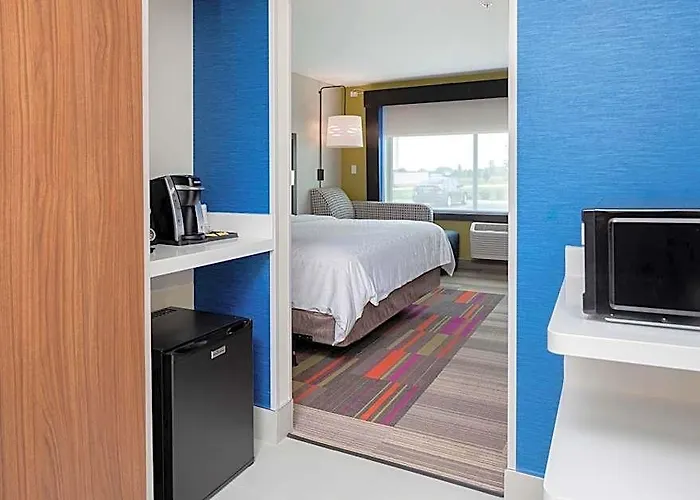 Express & - East - Bradley By Ihg Bourbonnais